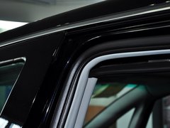 2013款 2.0T 自动 商务型 7座
