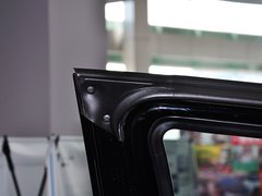 2013款 2.0T 自动 商务型 7座