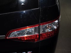 2013款 2.0T 自动 商务型 7座
