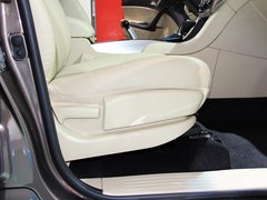 2013款 2.4L 手动 四驱特装版 5座