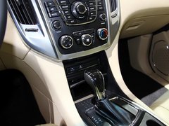 2013款 2.4L 手动 四驱特装版 5座