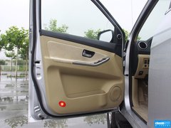 2013款 2.4L 手动 四驱特装版 5座