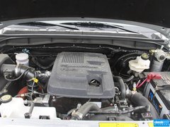 2013款 2.4L 手动 四驱特装版 5座