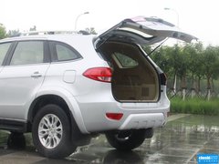 2013款 2.4L 手动 四驱特装版 5座