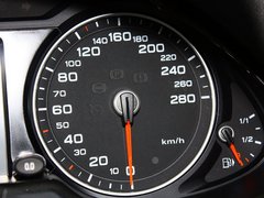 奥迪Q5 2013款 40 TFSI quattro 进取型 5座