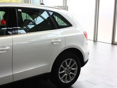 奥迪Q5 2013款 40 TFSI quattro 进取型 5座