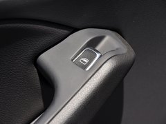 2013款 40 TFSI quattro 技术型 5座