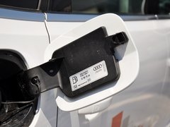 2013款 40 TFSI quattro 舒适型 5座
