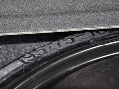 2013款 40 TFSI quattro 舒适型 5座