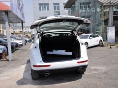 2013款 40 TFSI quattro 舒适型 5座