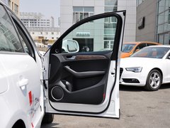 2013款 40 TFSI quattro 舒适型 5座