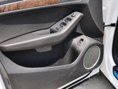 2013款 40 TFSI quattro 舒适型 5座