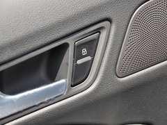 2013款 40 TFSI quattro 舒适型 5座