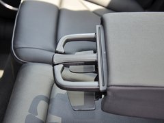 2013款 40 TFSI quattro 舒适型 5座