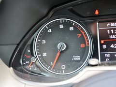 2013款 40 TFSI quattro 舒适型 5座
