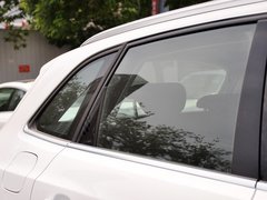 2013款 40 TFSI quattro 舒适型 5座