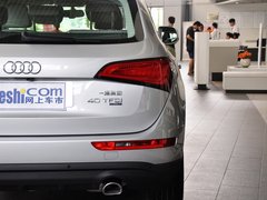 2013款 40 TFSI quattro 舒适型 5座