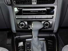 2013款 40 TFSI quattro 舒适型 5座