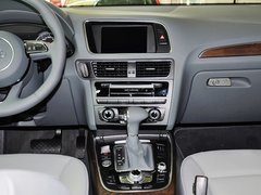 2013款 40 TFSI quattro 舒适型 5座