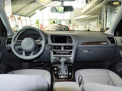 2013款 40 TFSI quattro 舒适型 5座