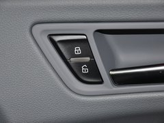 2013款 40 TFSI quattro 舒适型 5座