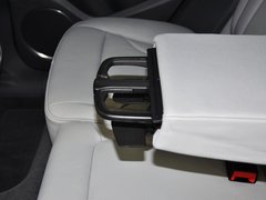 2013款 40 TFSI quattro 舒适型 5座