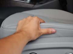 2013款 40 TFSI quattro 舒适型 5座