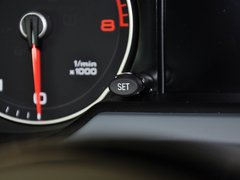 奥迪Q5 2013款 40 TFSI quattro 舒适型 5座