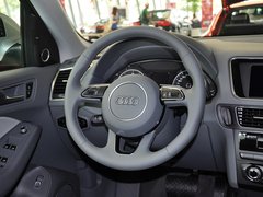2013款 40 TFSI quattro 舒适型 5座