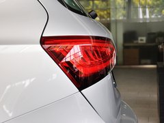 2013款 40 TFSI quattro 舒适型 5座