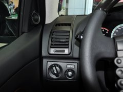 2014款 2.0T 自动 四驱豪华导航版 5座