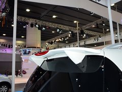 2014款 2.0T 自动 四驱豪华导航版 5座