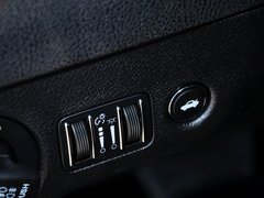 2013款 3.6L 自动 S锋尚版