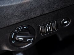 2013款 3.6L 自动 S锋尚版