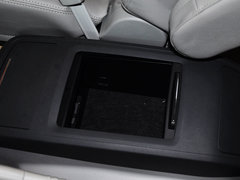 2013款 2.0T 手动 汽油商务版 7座