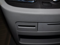 2013款 2.0T 手动 汽油商务版 7座
