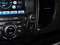 2013款 2.0T 手动 汽油商务版 7座