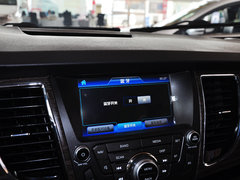 2013款 2.0T 手动 汽油商务版 7座