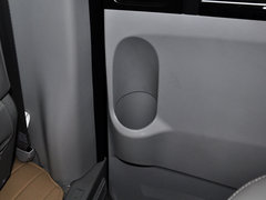 2013款 2.0T 手动 汽油商务版 7座