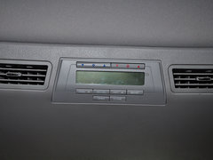 2013款 2.0T 手动 汽油商务版 7座