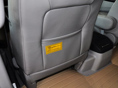 2013款 2.0T 手动 汽油商务版 7座