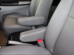 2013款 2.0T 手动 汽油商务版 7座