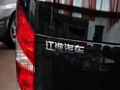 2013款 2.0T 手动 汽油商务版 7座