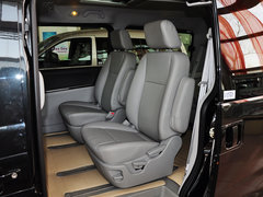 2013款 2.0T 手动 汽油商务版 7座