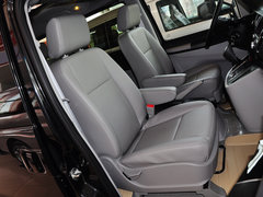 2013款 2.0T 手动 汽油商务版 7座