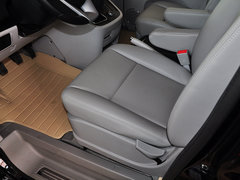 2013款 2.0T 手动 汽油商务版 7座