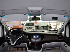2013款 2.0T 手动 汽油商务版 7座