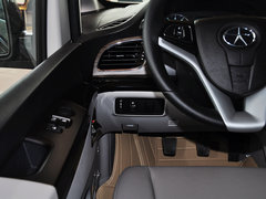 2013款 2.0T 手动 汽油商务版 7座