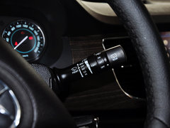 2013款 2.0T 手动 汽油商务版 7座