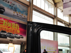 2013款 2.0T 手动 汽油商务版 7座